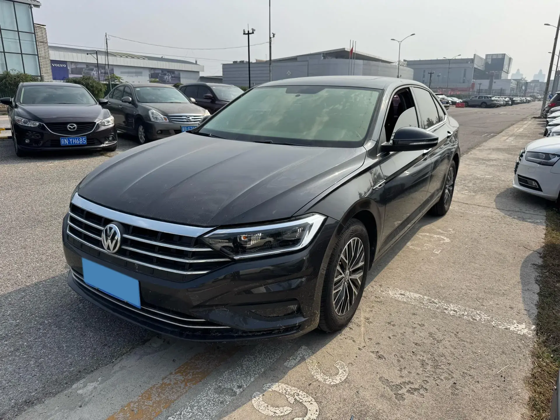 2019 VOLKSWAGEN SAGITAR view 1