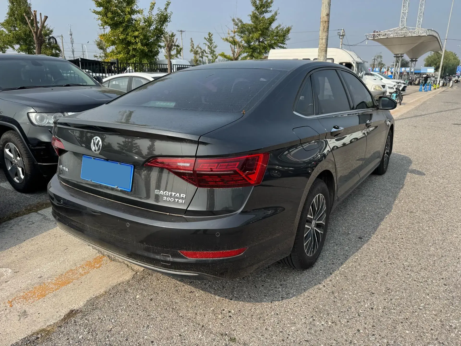 2019 VOLKSWAGEN SAGITAR thumbnail 4