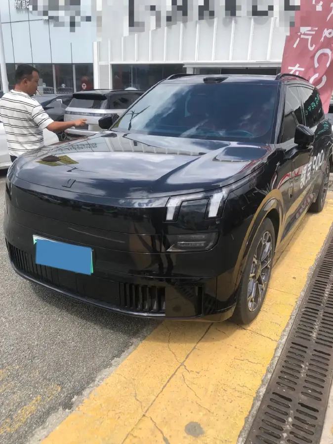 2025 LYNK&CO 900 1.5T 190HP L4 3DHT PHEV