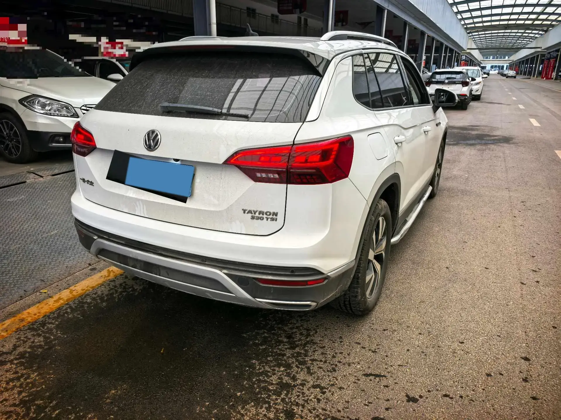 2020 VOLKSWAGEN TAYRON thumbnail 4