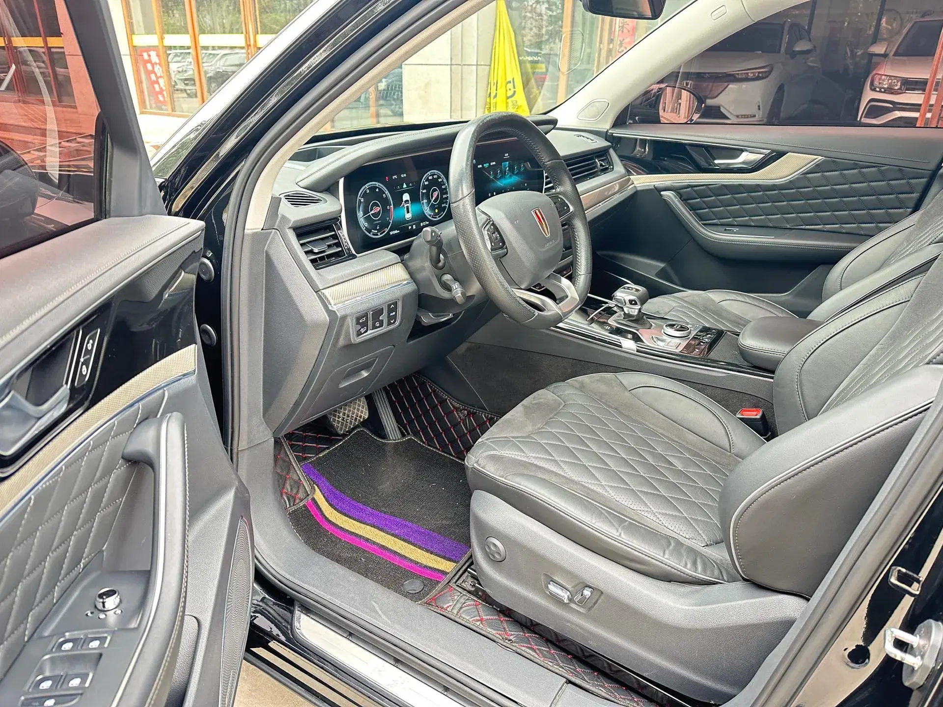 2022 HONGQI HS5 thumbnail 4