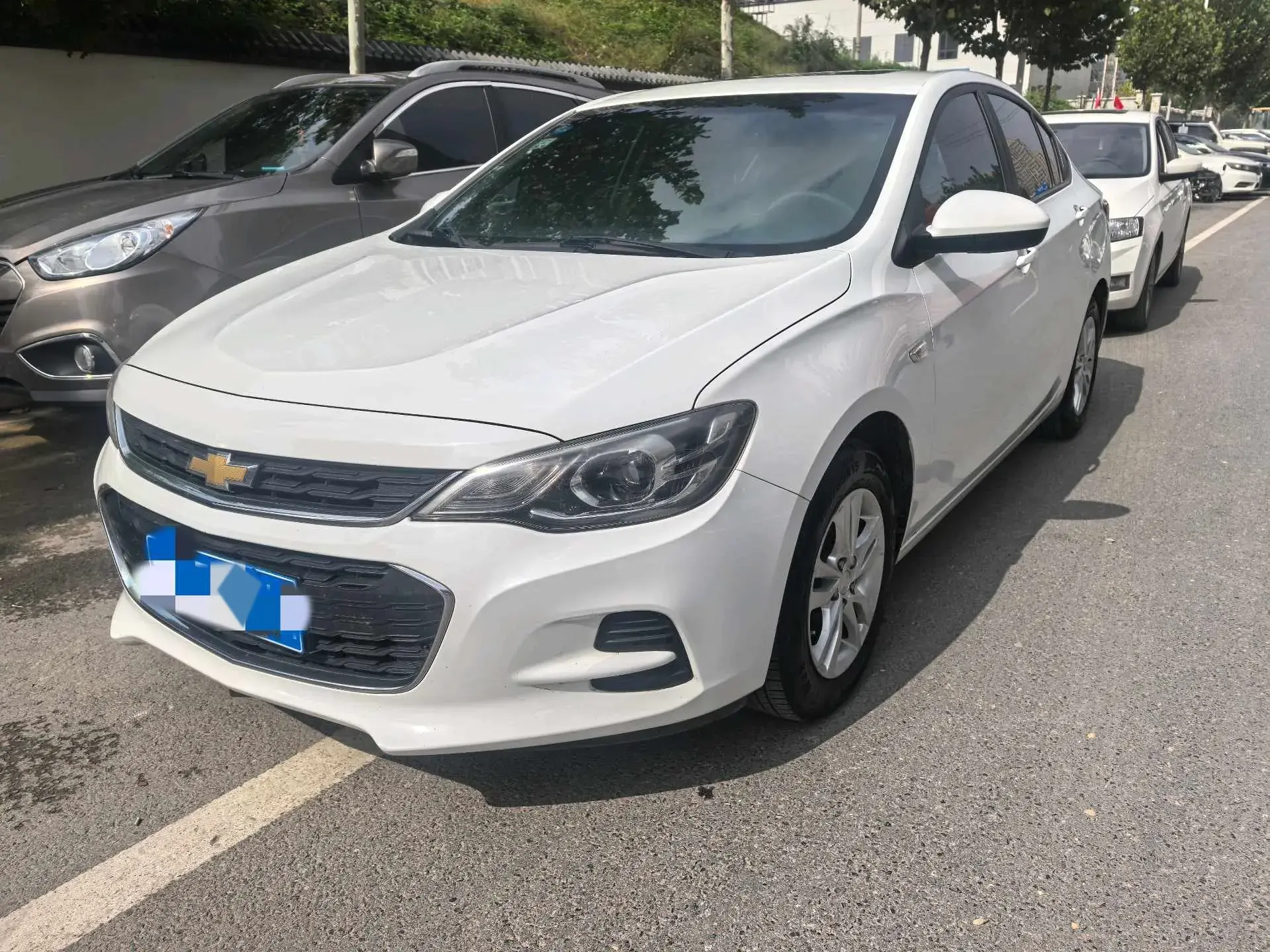 2019 CHEVROLET CAVALIER view 1