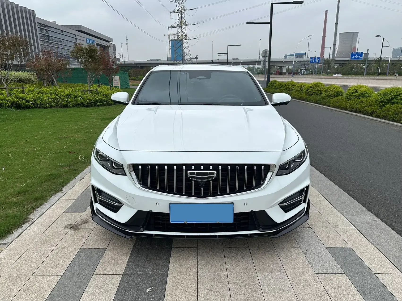 2023 GEELY PREFACE thumbnail 2