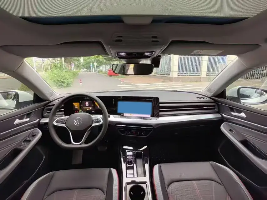 2023 VOLKSWAGEN LAMANDO thumbnail 4