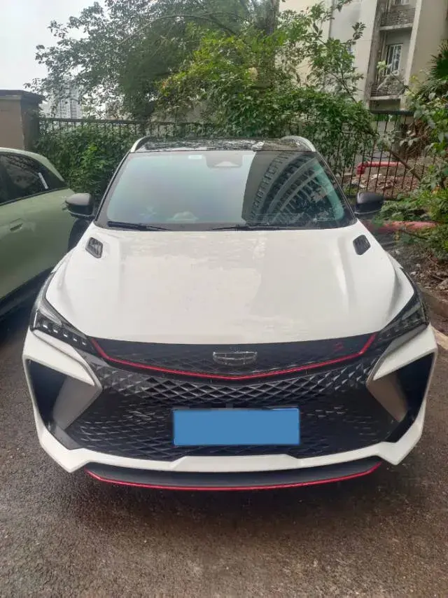 2022 GEELY COOLRAY thumbnail 2