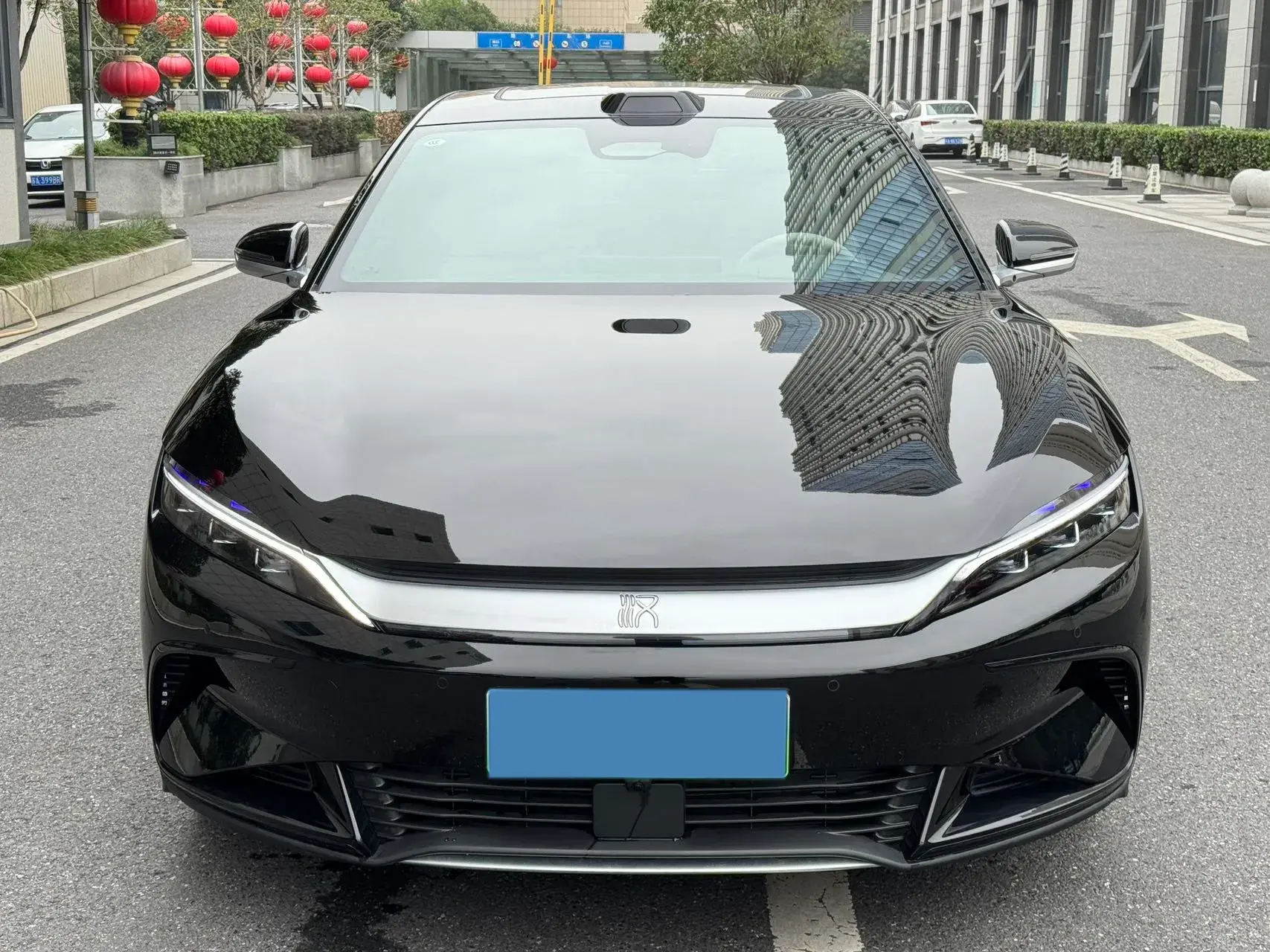 2025 BYD HAN thumbnail 2