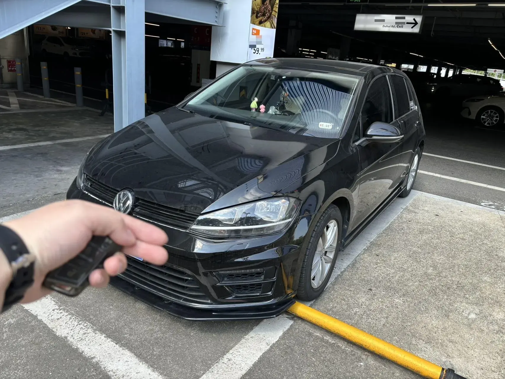 2018 VOLKSWAGEN GOLF view 1