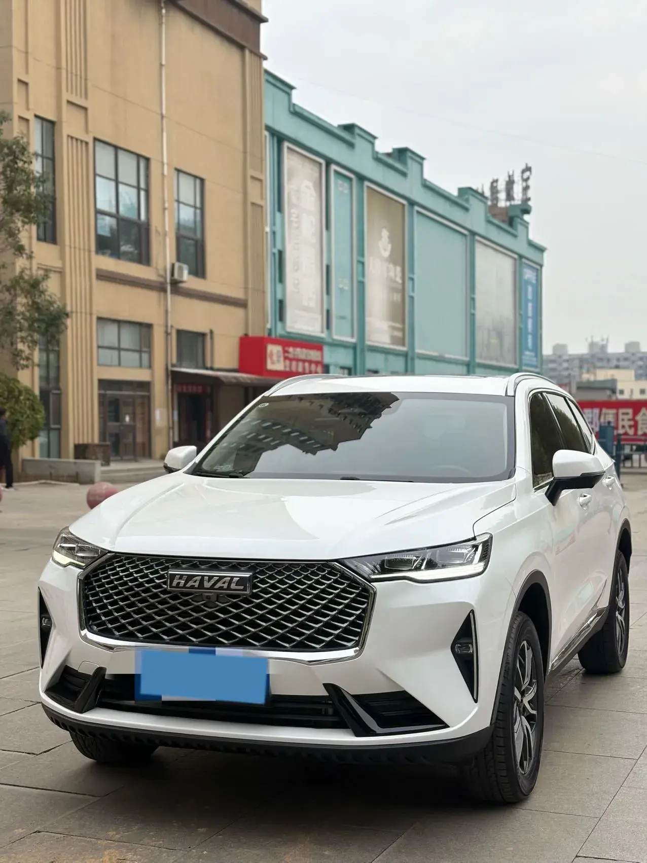 2021 HAVAL H6 view 1