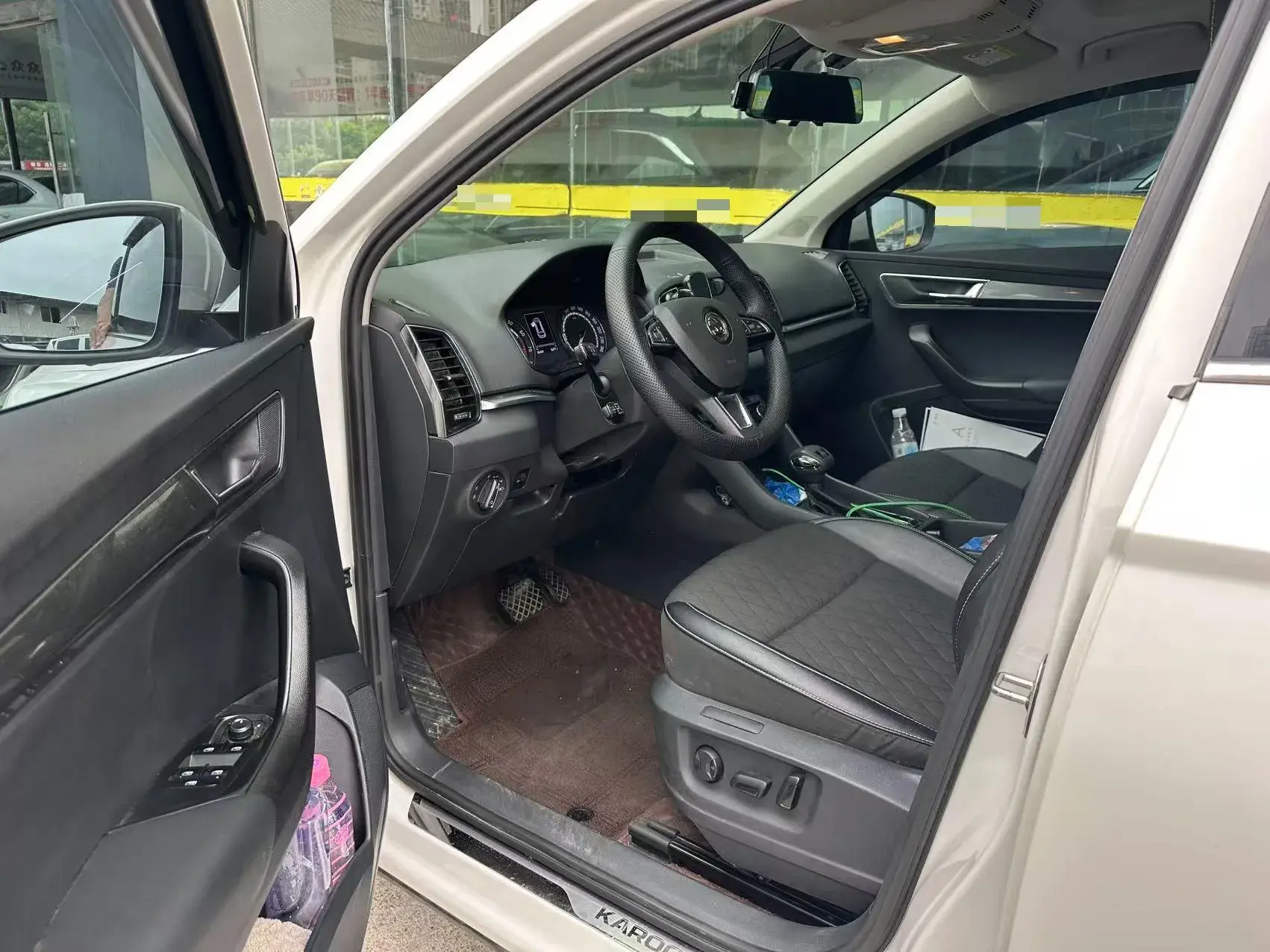 2020 SKODA KAROQ thumbnail 2