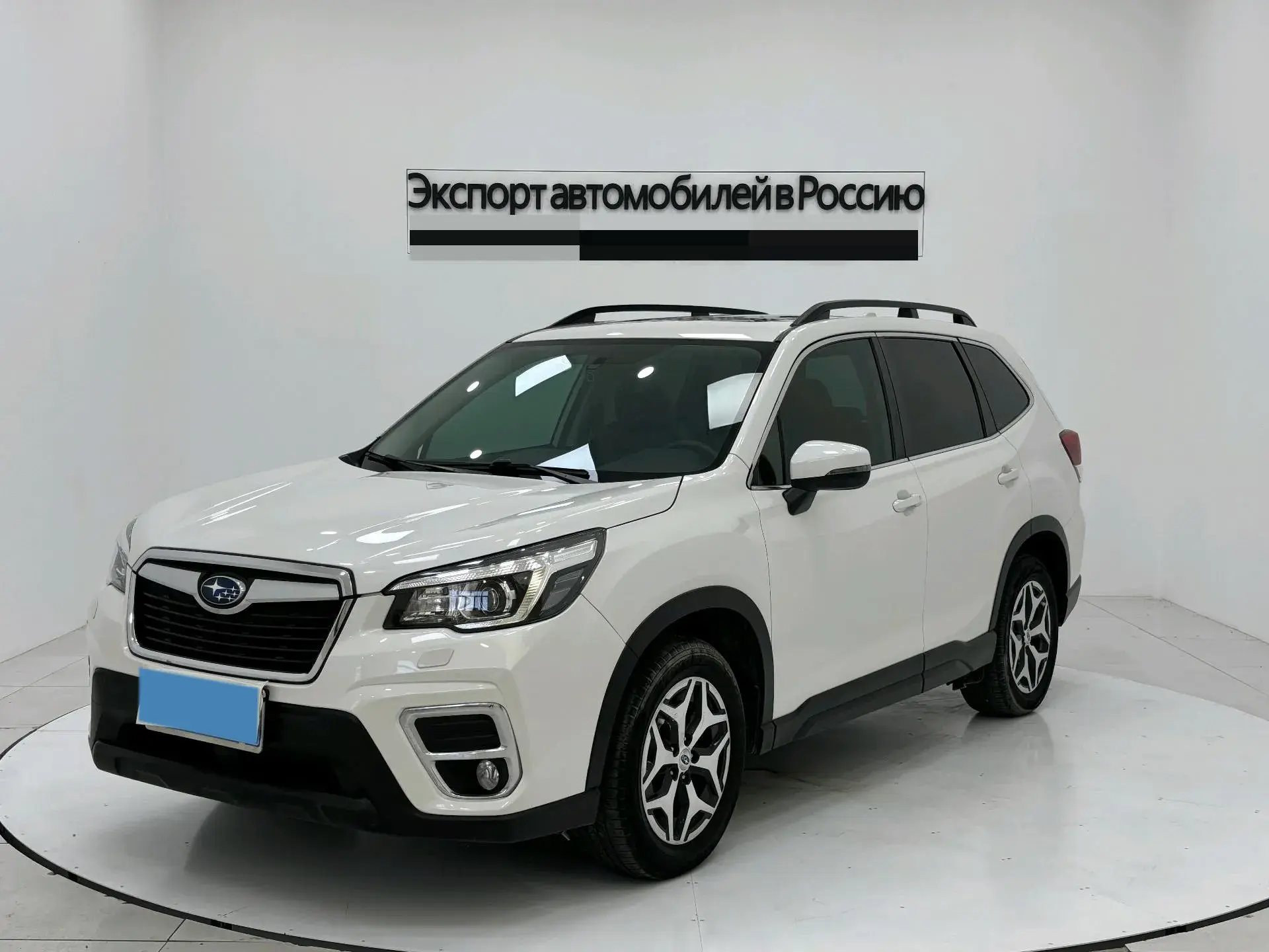 2021 SUBARU FORESTER view 1