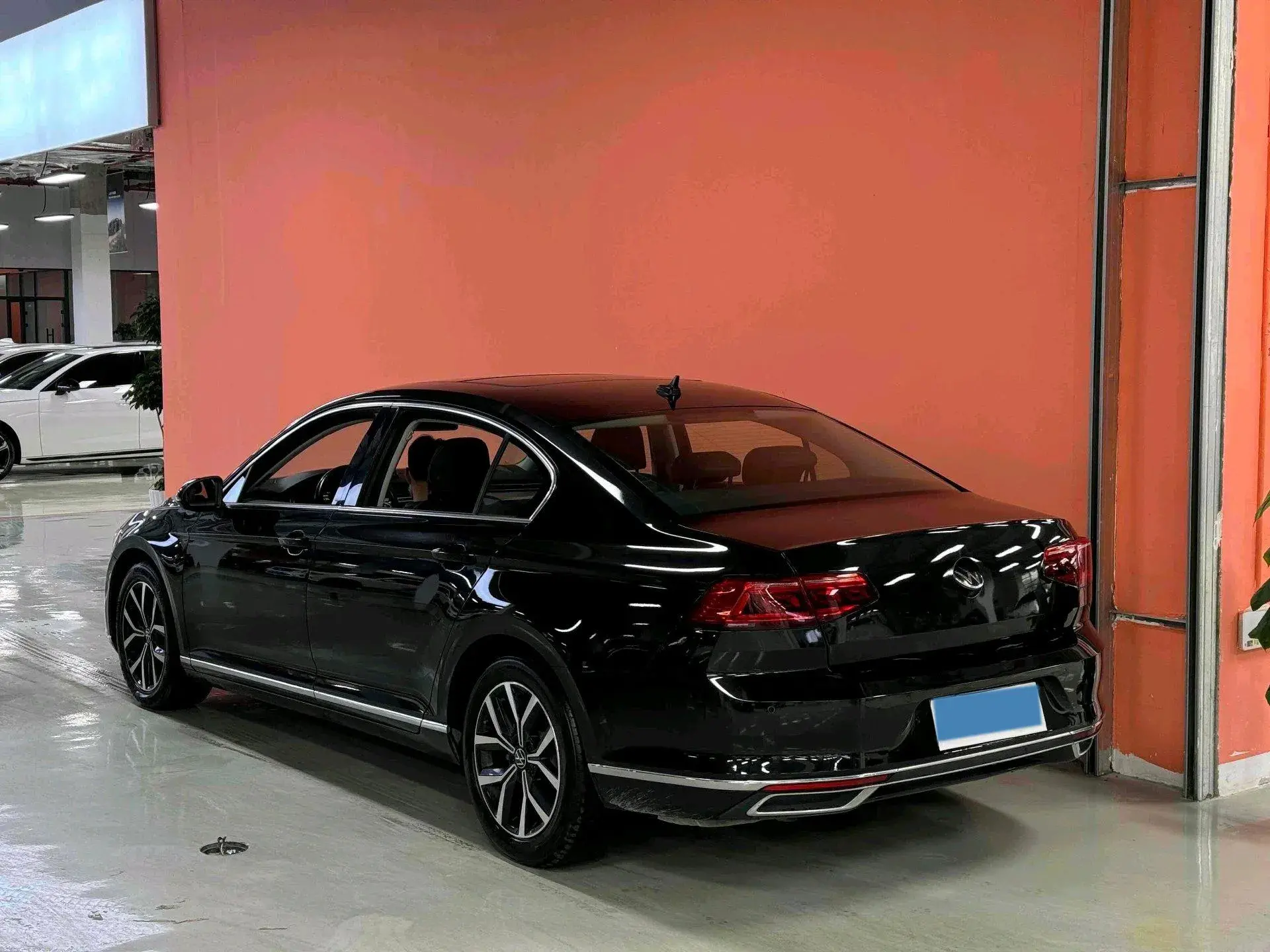 2020 VOLKSWAGEN MAGOTAN thumbnail 3