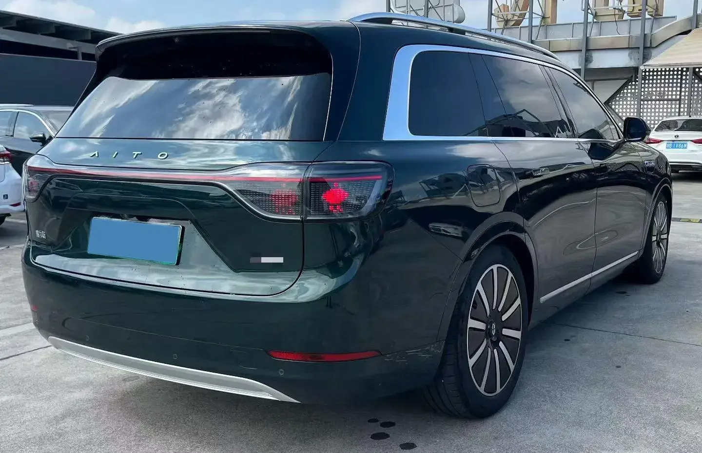 2024 AITO AITO thumbnail 3