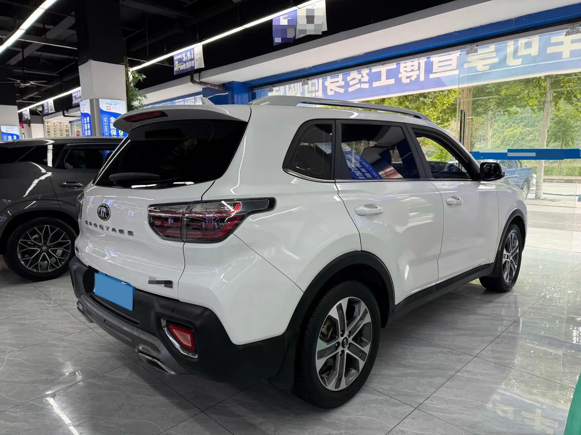 2018 KIA SPORTAGE thumbnail 4