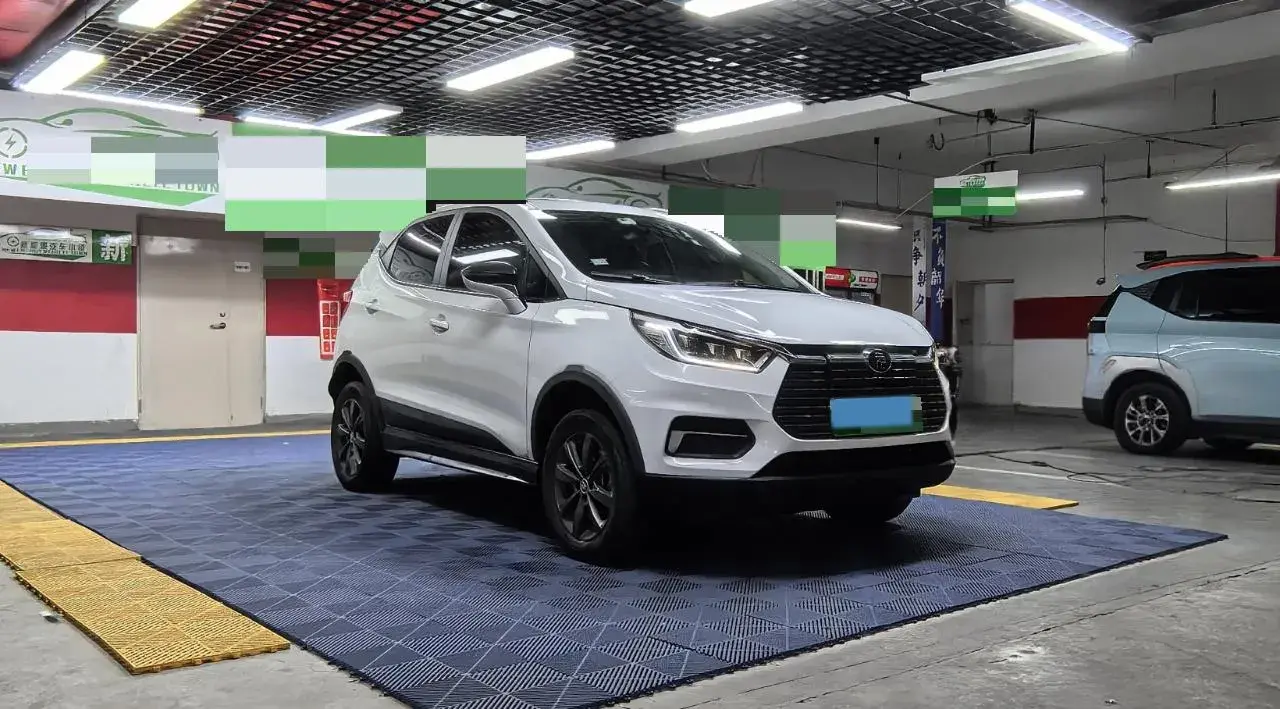 2019 BYD YUAN thumbnail 3