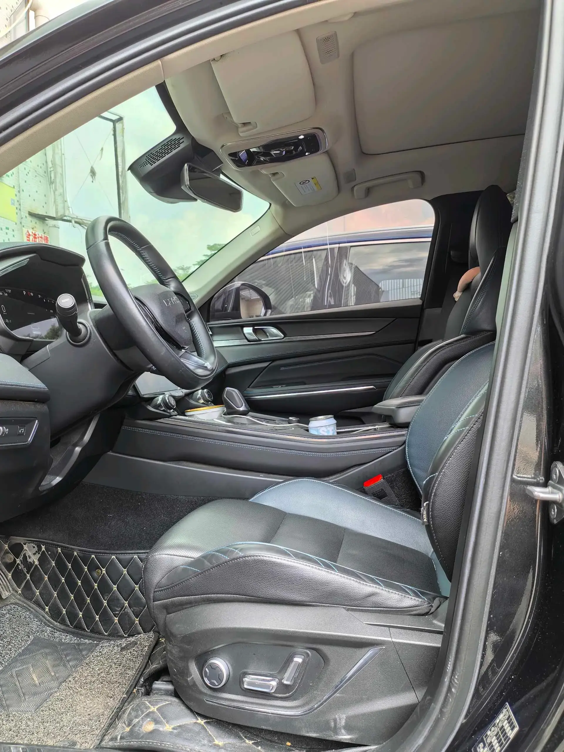 2020 LYNK&CO 05 thumbnail 3