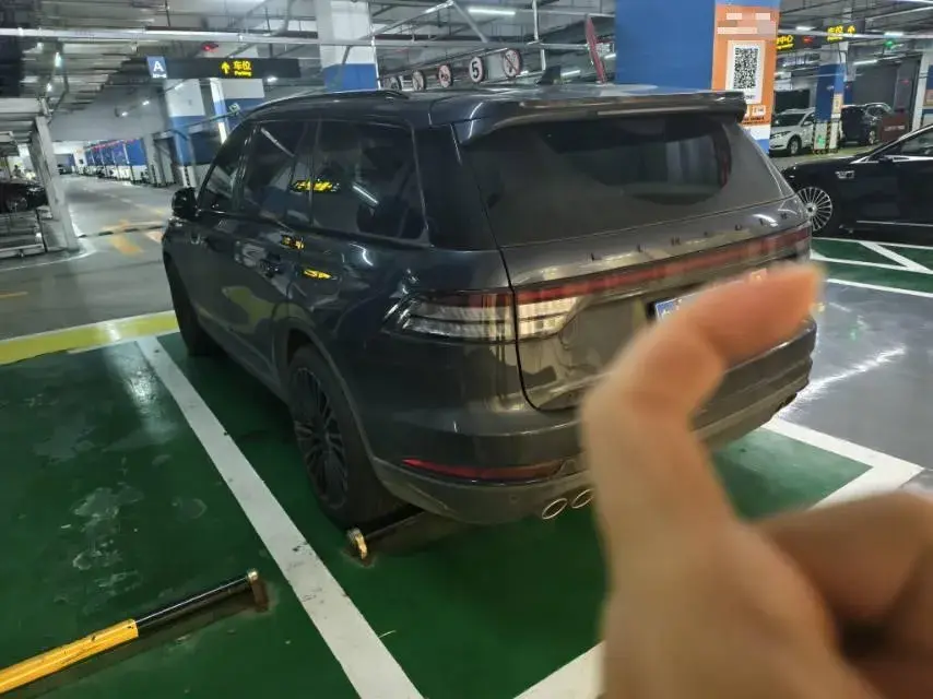 2021 LINCOLN AVIATOR thumbnail 2