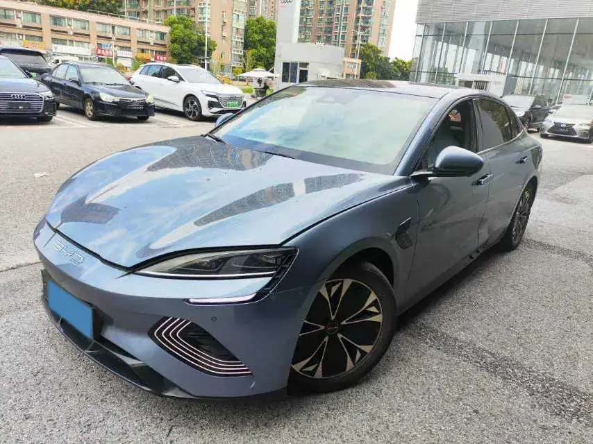 2022 BYD SEAL view 1