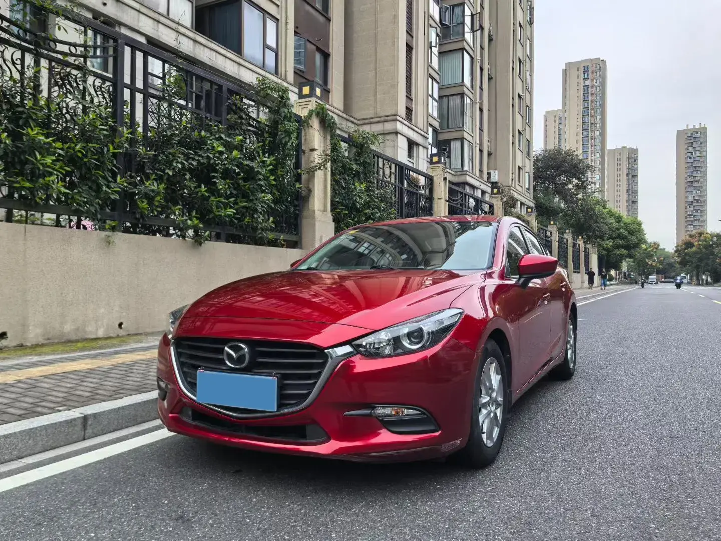 2017 MAZDA 3 view 1