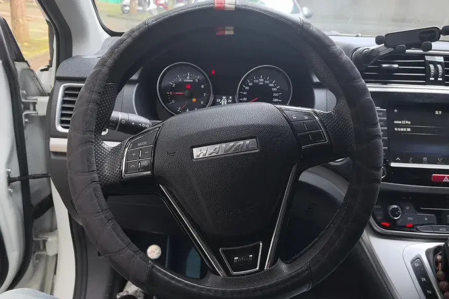 2019 HAVAL M6 thumbnail 4