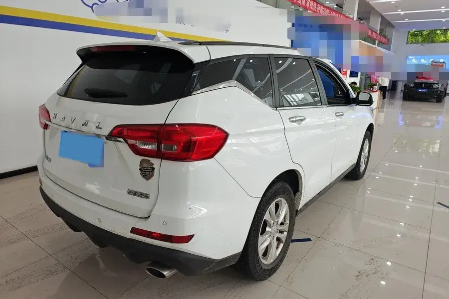 2019 HAVAL M6 thumbnail 2