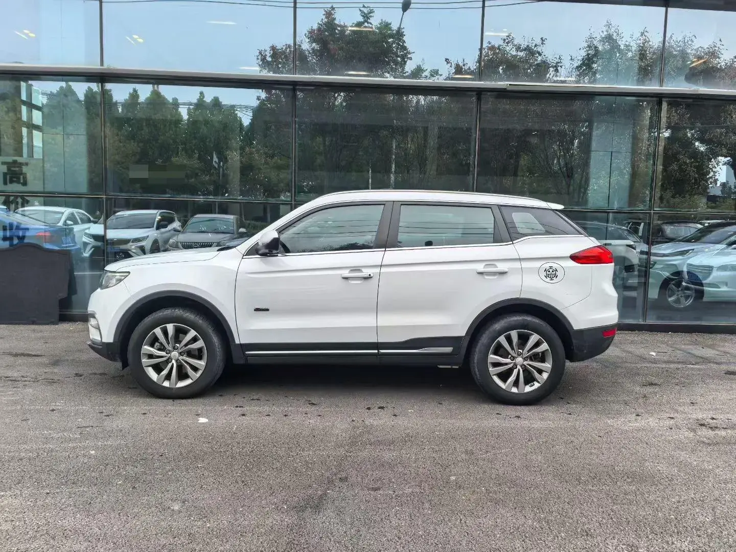 2016 GEELY AZKARRA thumbnail 3