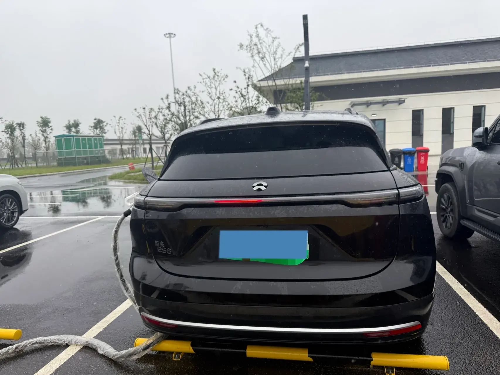 2023 NIO ES6 thumbnail 4