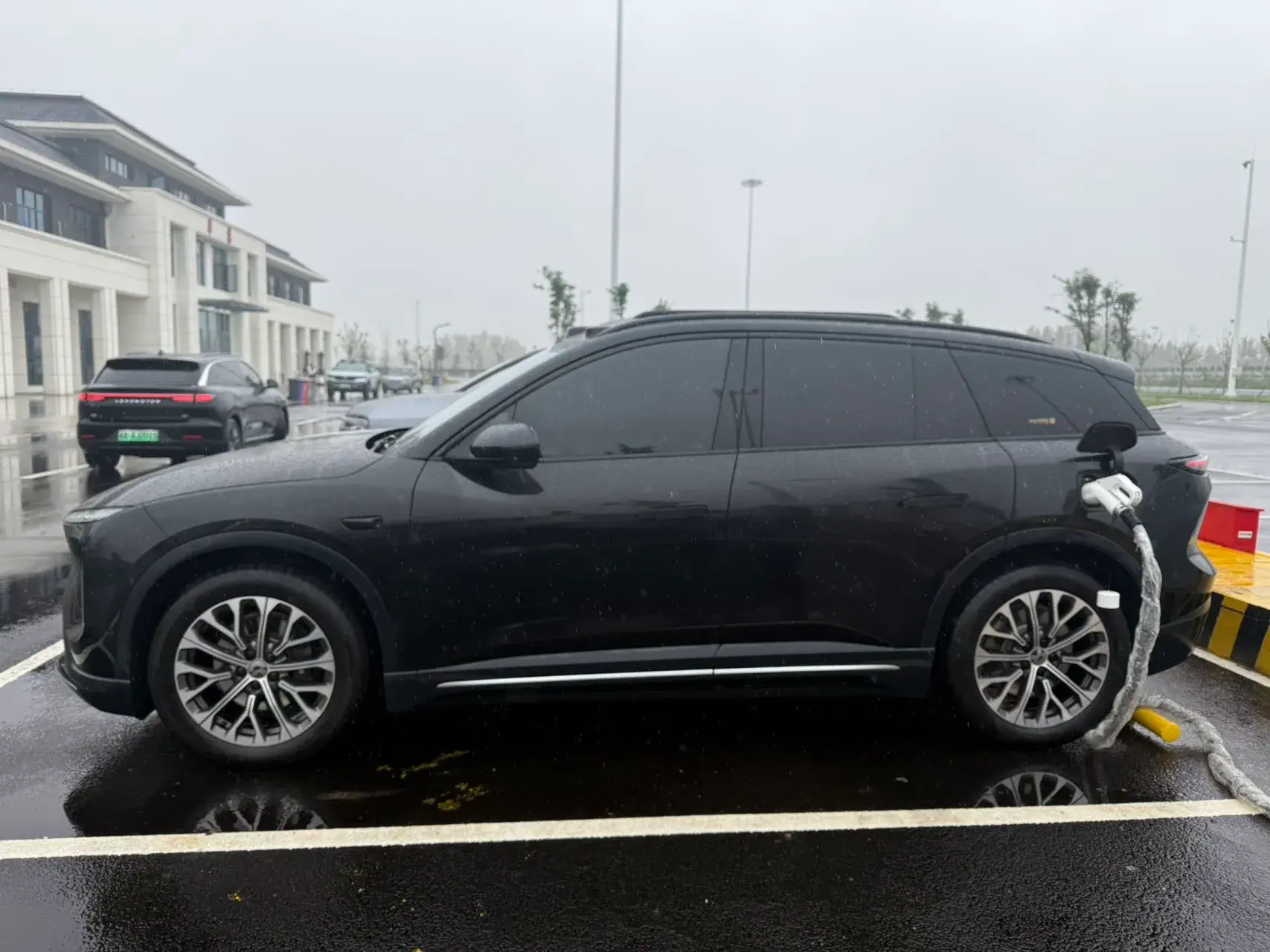 2023 NIO ES6 thumbnail 3