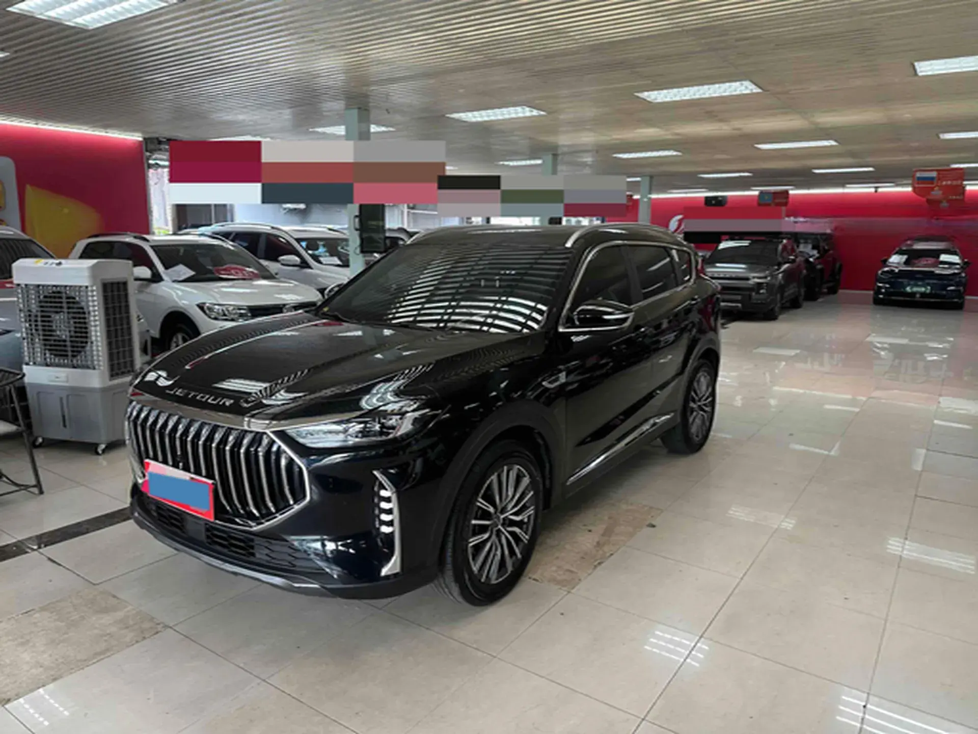 2023 JETOUR X70 view 1