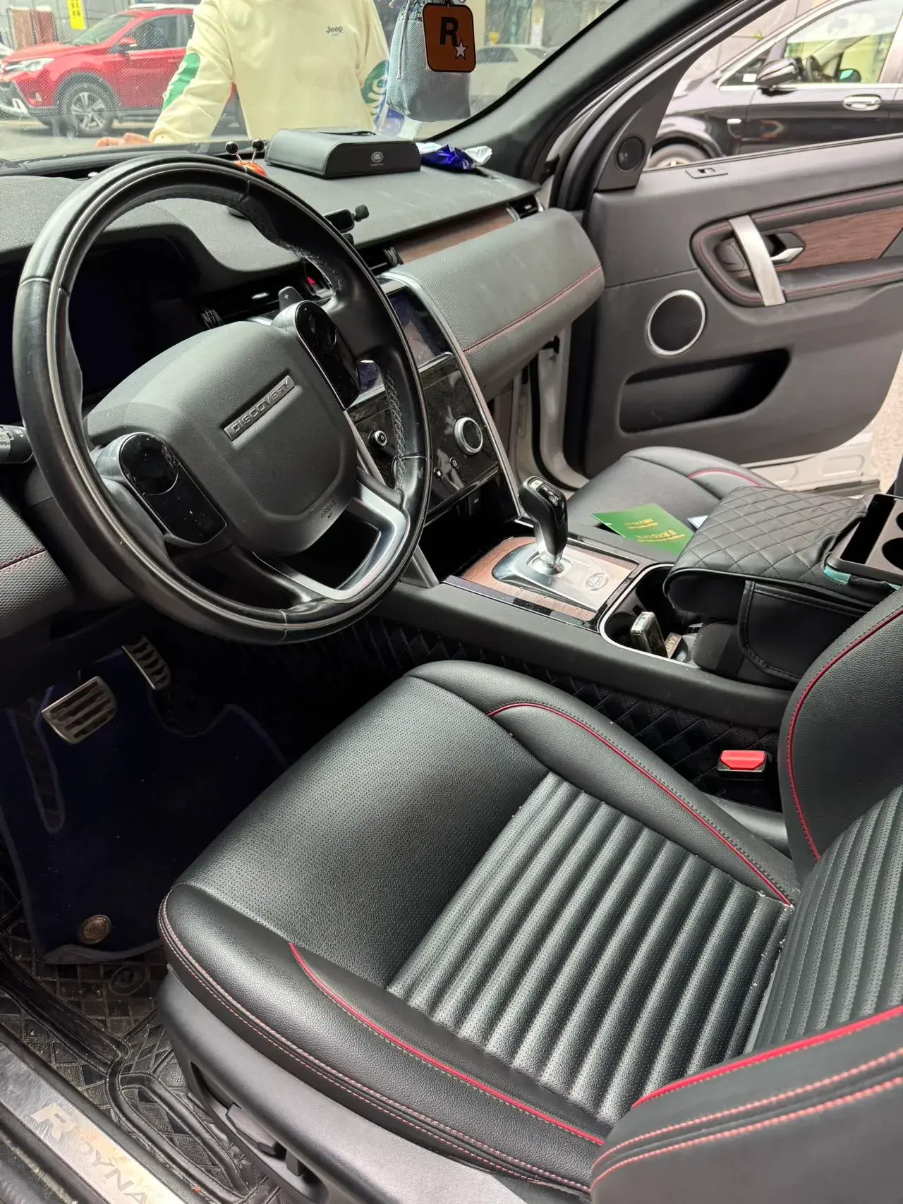 2020 LAND ROVER thumbnail 4