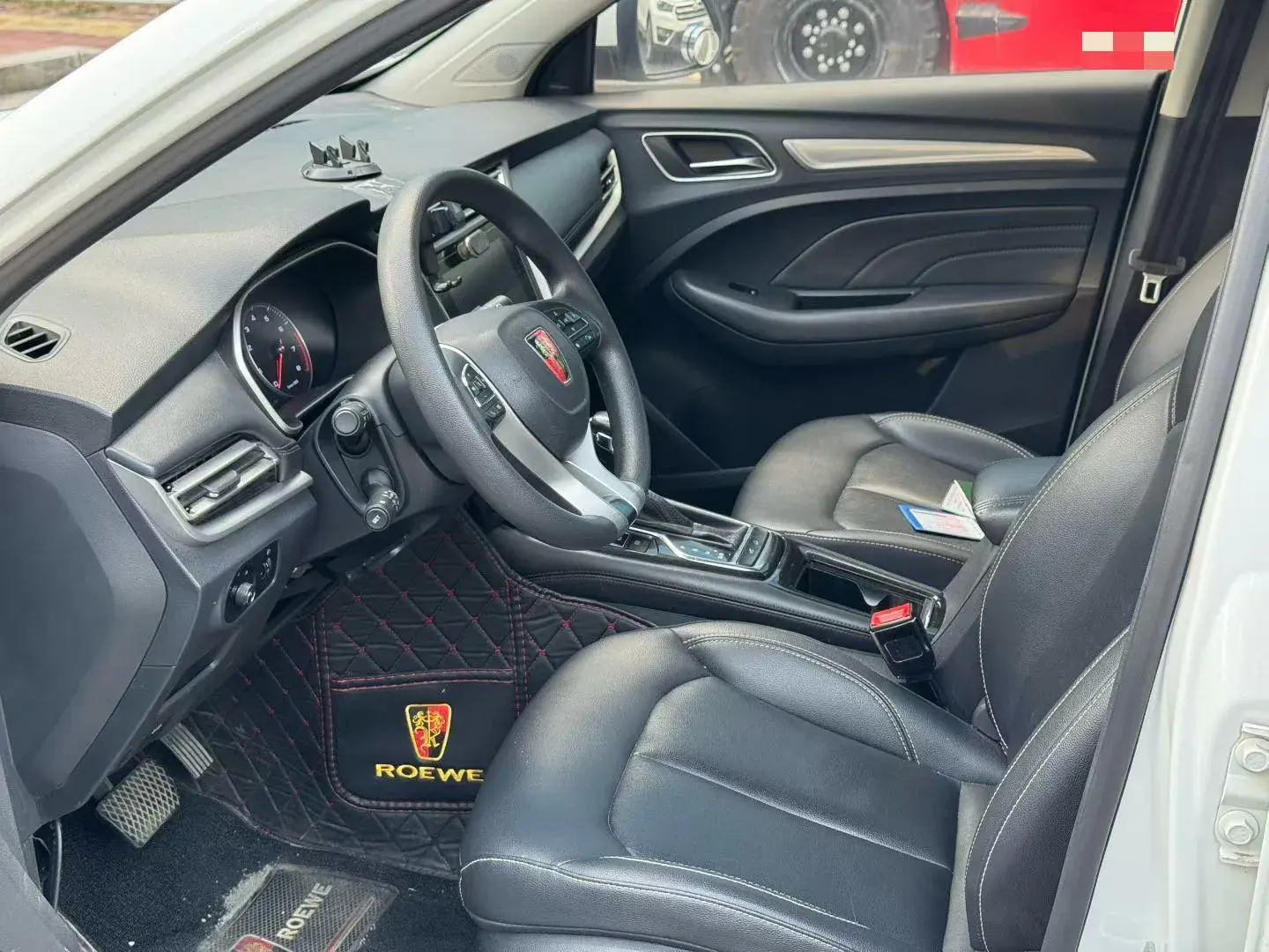 2018 ROEWE RX3 thumbnail 4