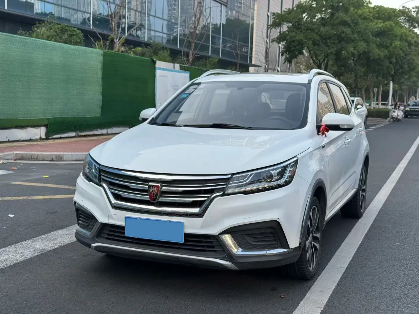 2018 ROEWE RX3 view 1