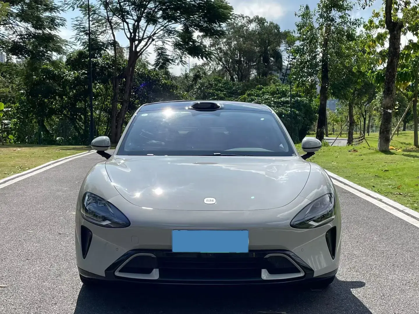 2024 MI SU7 thumbnail 2