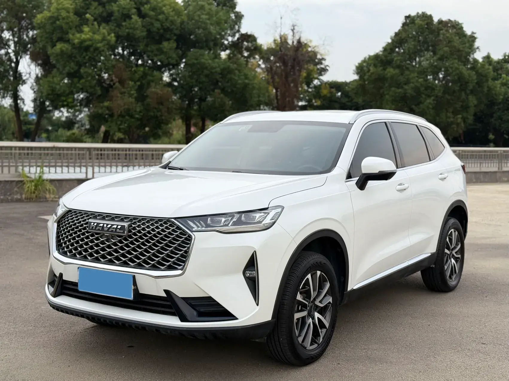 2022 HAVAL H6 view 1