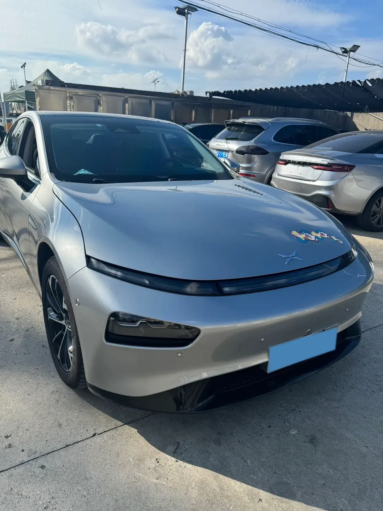 2020 XPENG P7 thumbnail 3