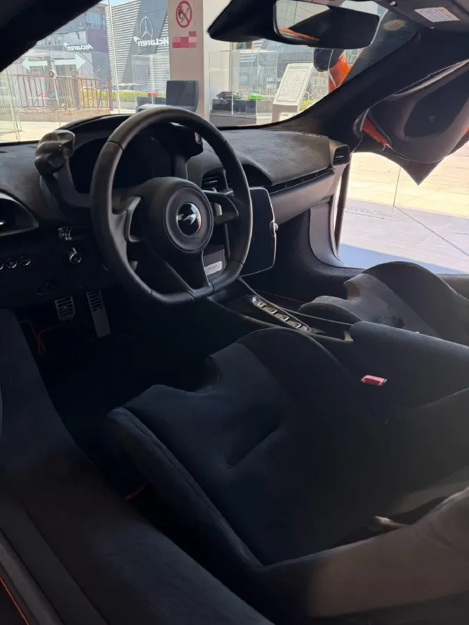 2023 McLaren Artura 3.0T 585HP V6 8DCT PHEV 7.4KWH,autocango,china used car exporter,china ev exporter,chinese used car exporter,chinese used ev exporter