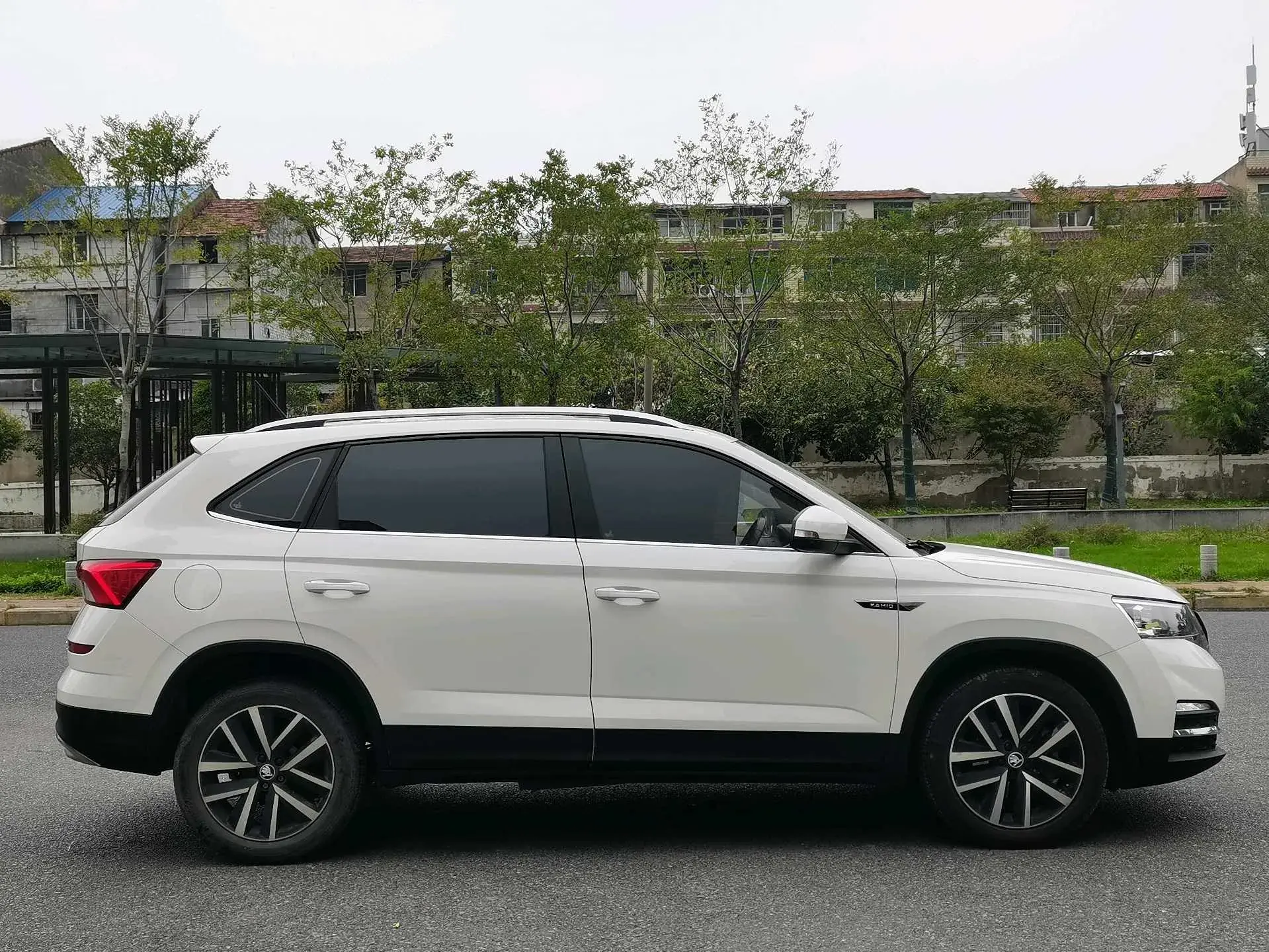 2021 SKODA KAMIQ thumbnail 4