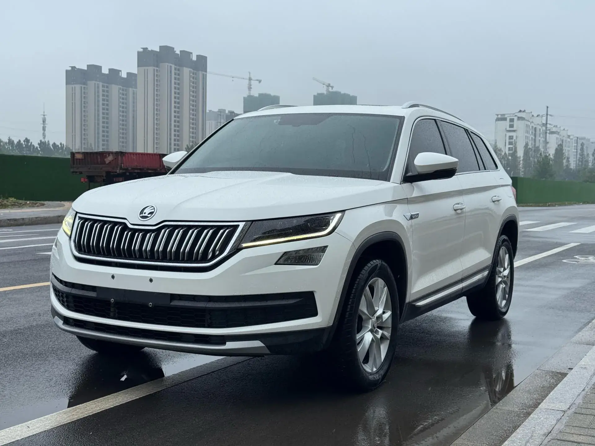 2018 SKODA KODIAK view 1