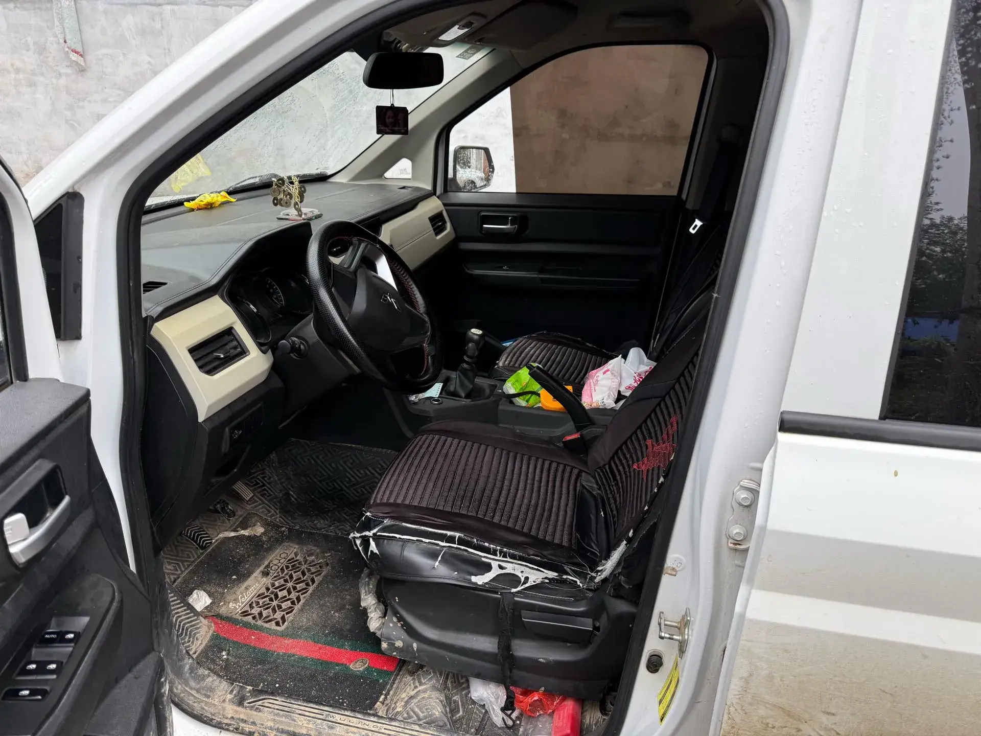 2019 WULING HONGGUANG thumbnail 2