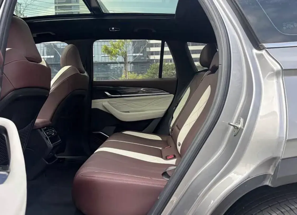 2021 GEELY MONJARO thumbnail 3