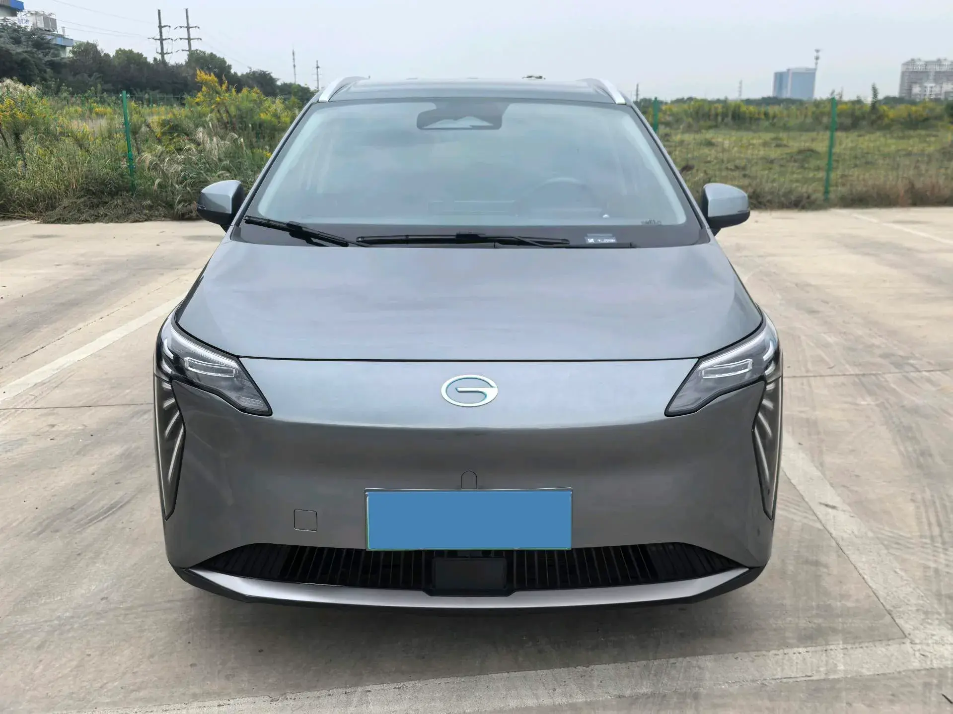 2023 AION Y thumbnail 4