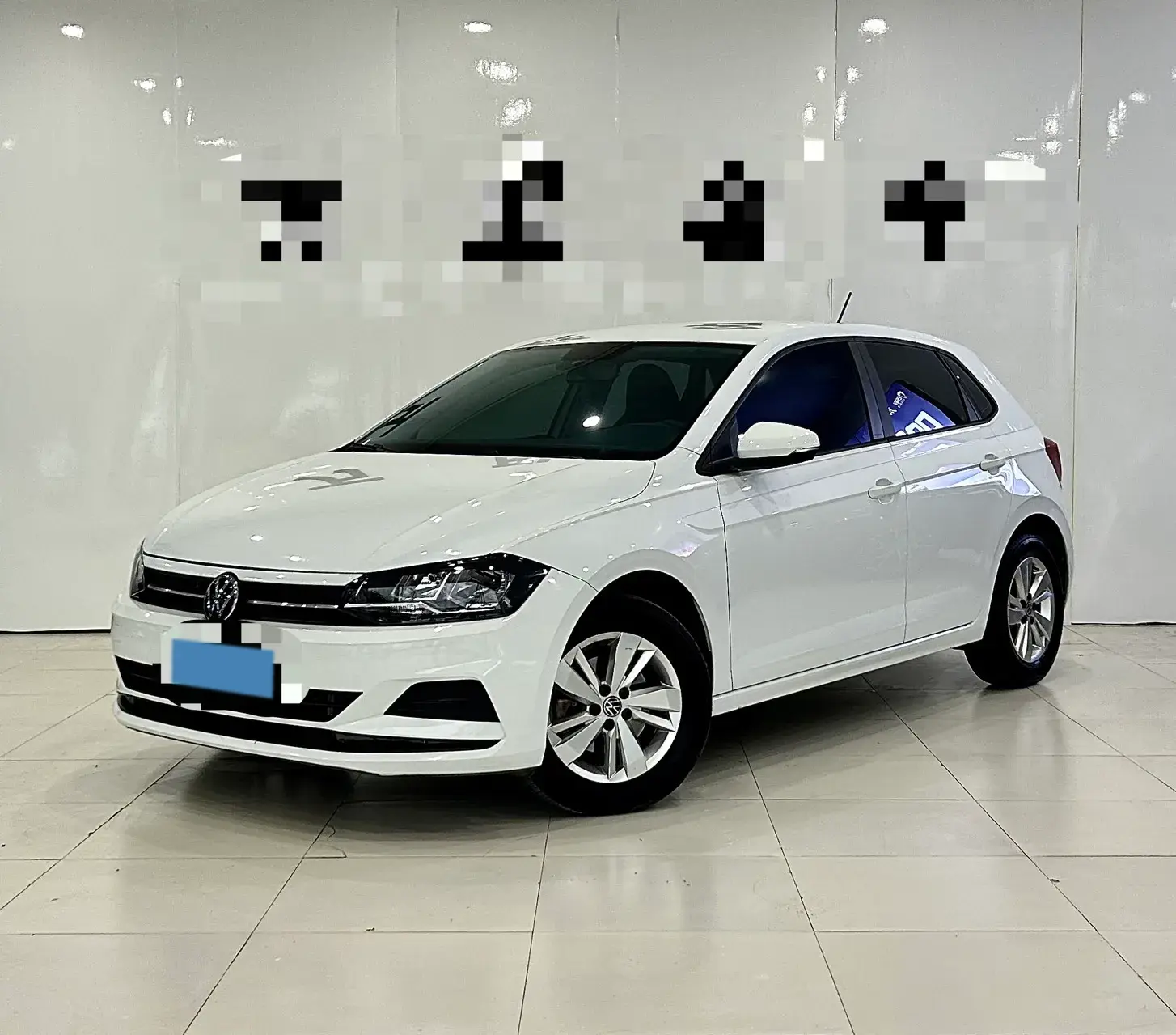 2023 VOLKSWAGEN POLO view 1