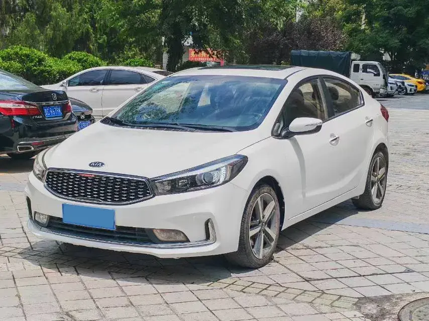 2017 KIA K3 view 1