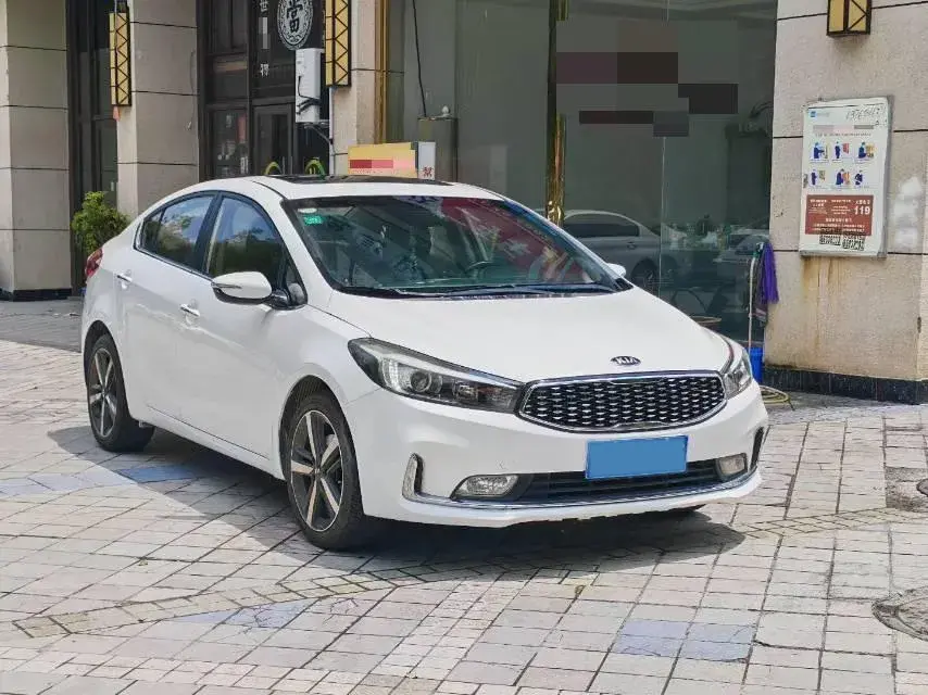 2017 KIA K3 thumbnail 3