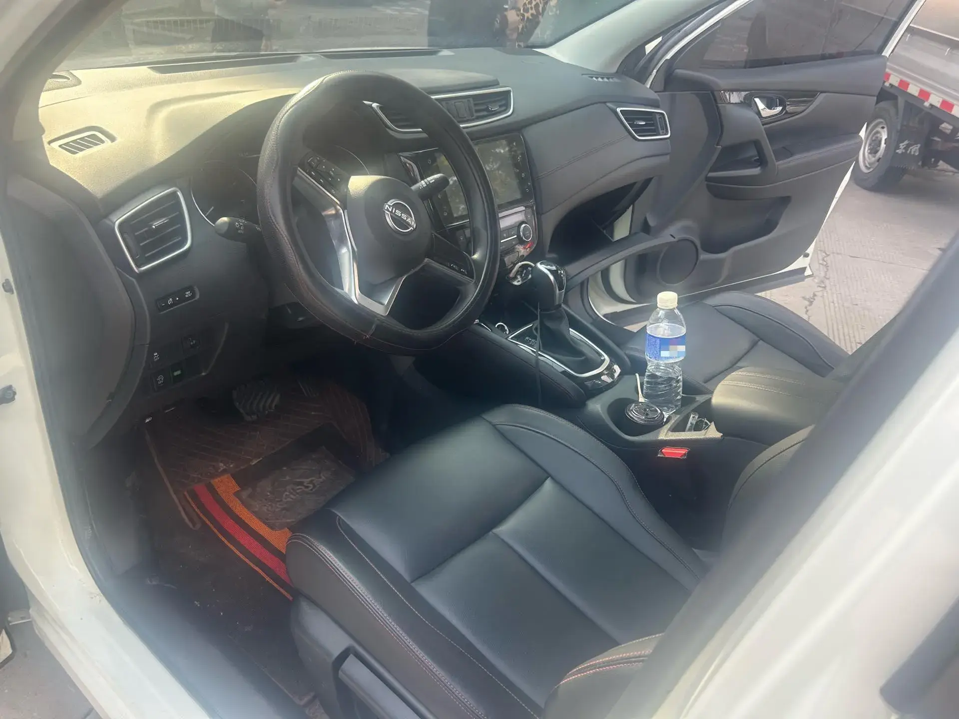 2023 NISSAN QASHQAI thumbnail 4