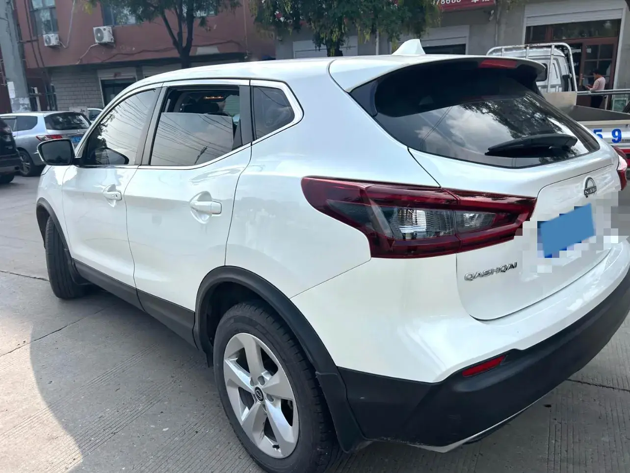 2023 NISSAN QASHQAI thumbnail 3