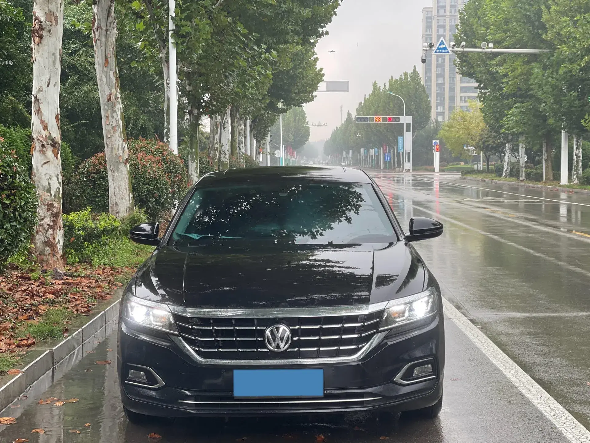 2020 VOLKSWAGEN PASSAT thumbnail 2