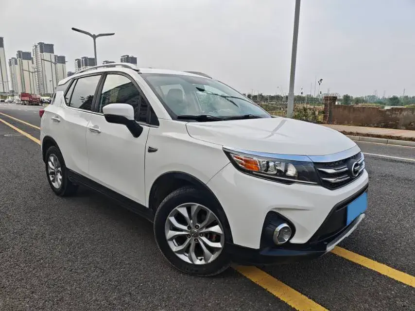 2017 GAC TRUMPCHI thumbnail 3