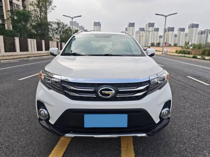 2017 GAC TRUMPCHI thumbnail 2