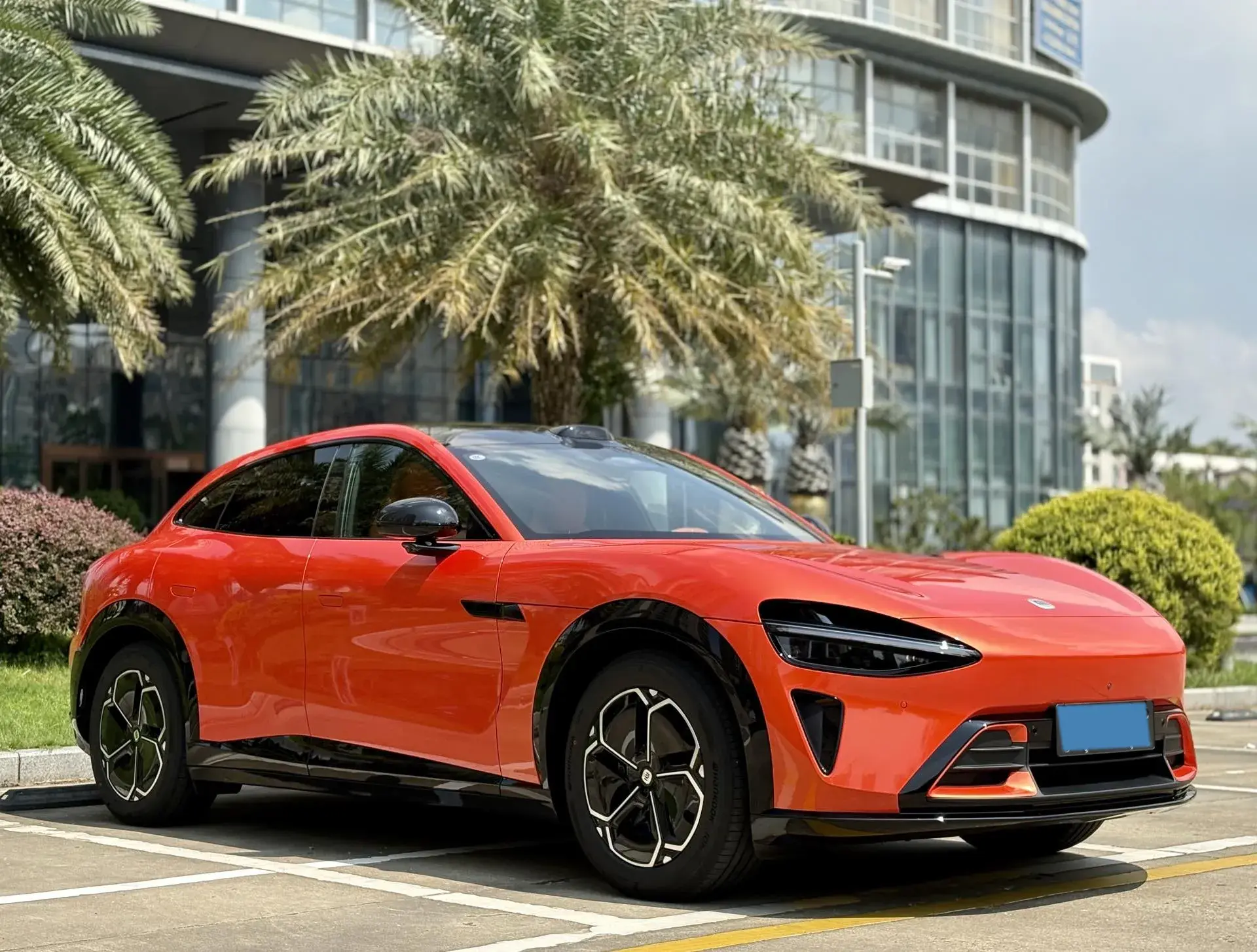 2025 MI YU7 thumbnail 3