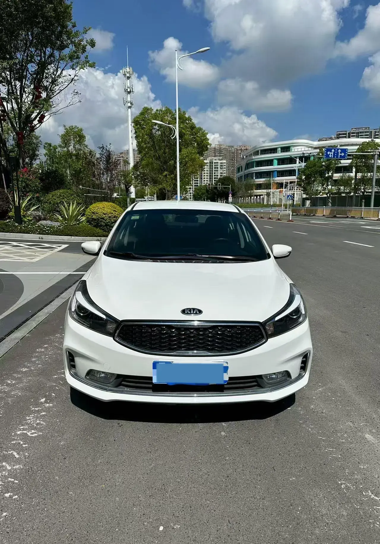 2017 KIA K3 thumbnail 2